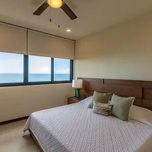 amazing-ocean-view-2-br-apartment-d201.quintano-roohotels.com/